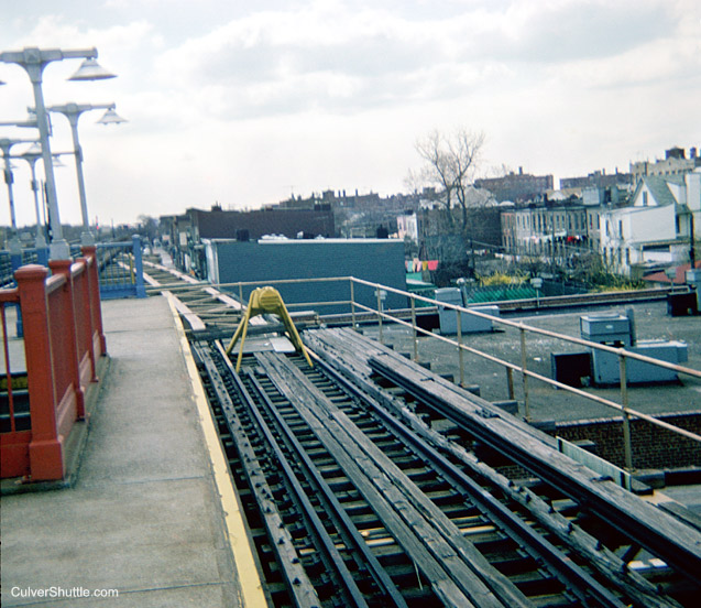 Ditmas Avenue Culver Shuttle terminal